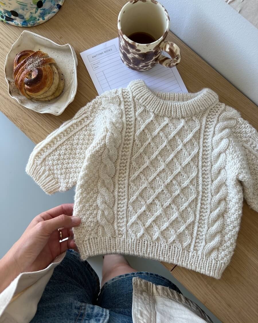 PetiteKnit, „Moby Sweater Baby“, Deutsch