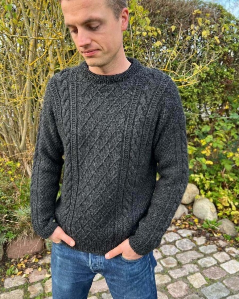 PetiteKnit Einzelanleitung, „Moby Sweater – Man“, Deutsch