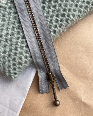 PetiteKnit Zipper, 14 cm, Feuerstein